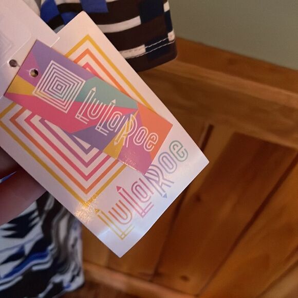 NWT LuLaRoe Christy T extra small - Picture 6 of 9